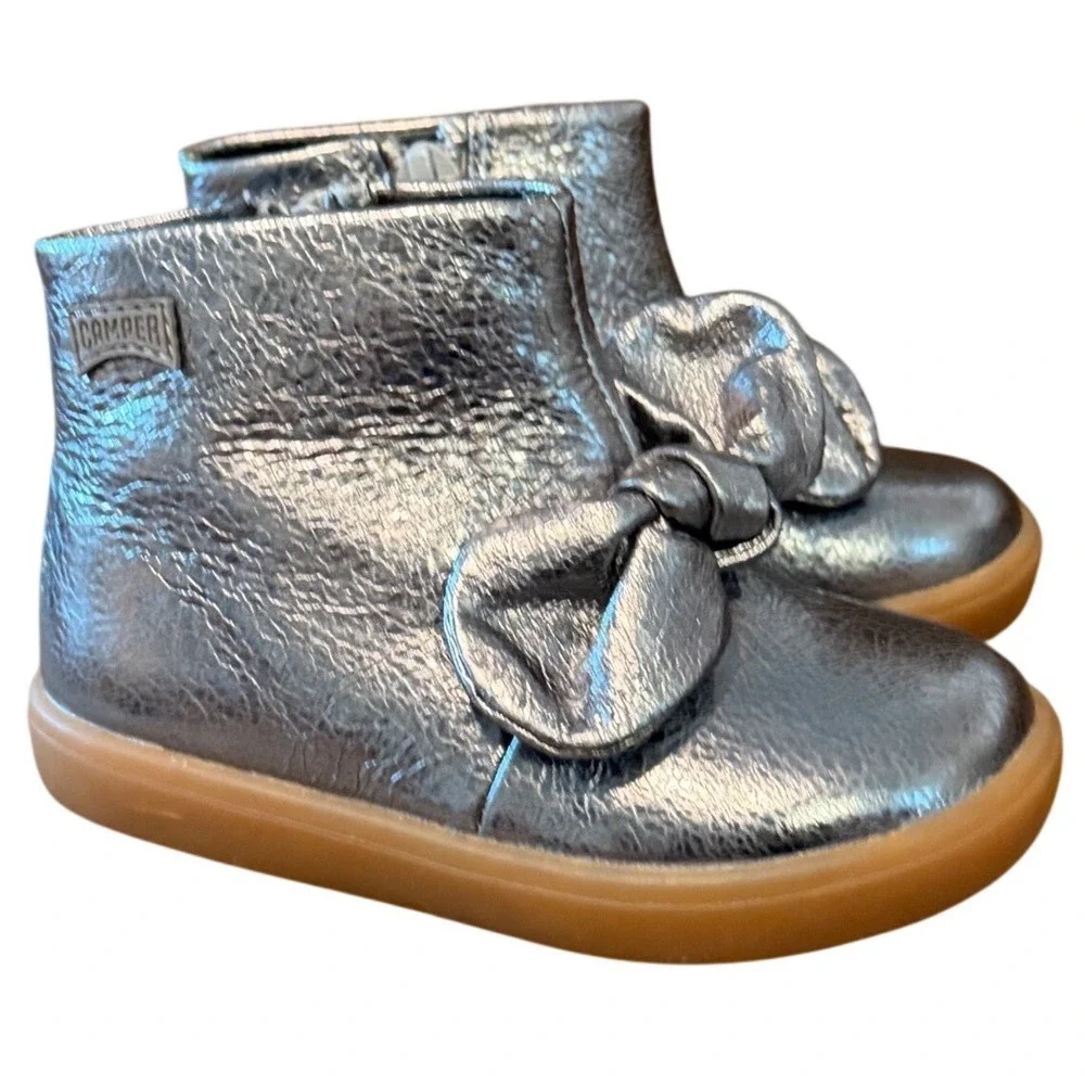 Camper Peu Cami Baby Boots Metallic Silver Leather Bow Zip EU 21 US 5.5 Toddler